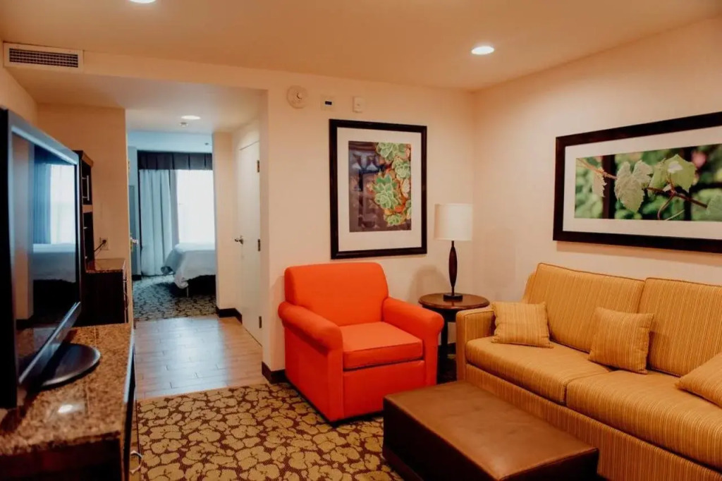 Hilton Garden Inn Auburn