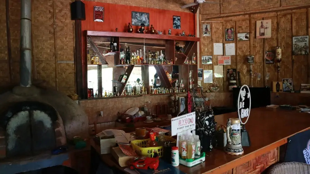 Henry's Hostel