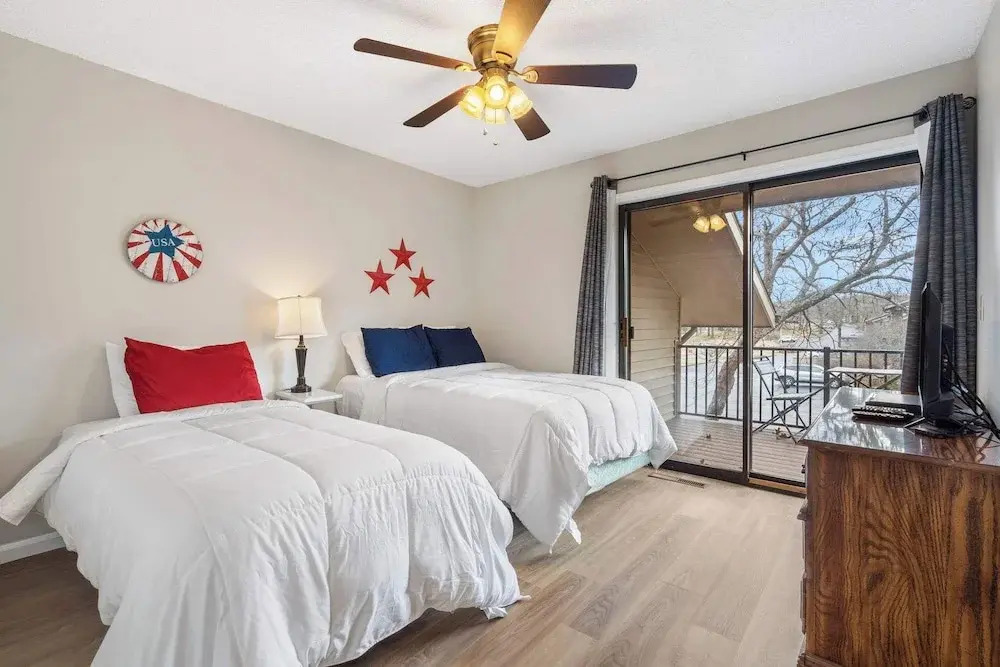 All Fore the Best - Onsite Amenities