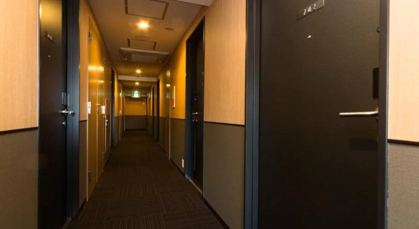 Kawarayamachi Crystal Hotel