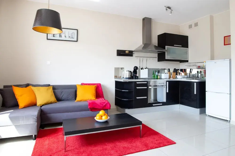 Wilanów Apartment with Balcony