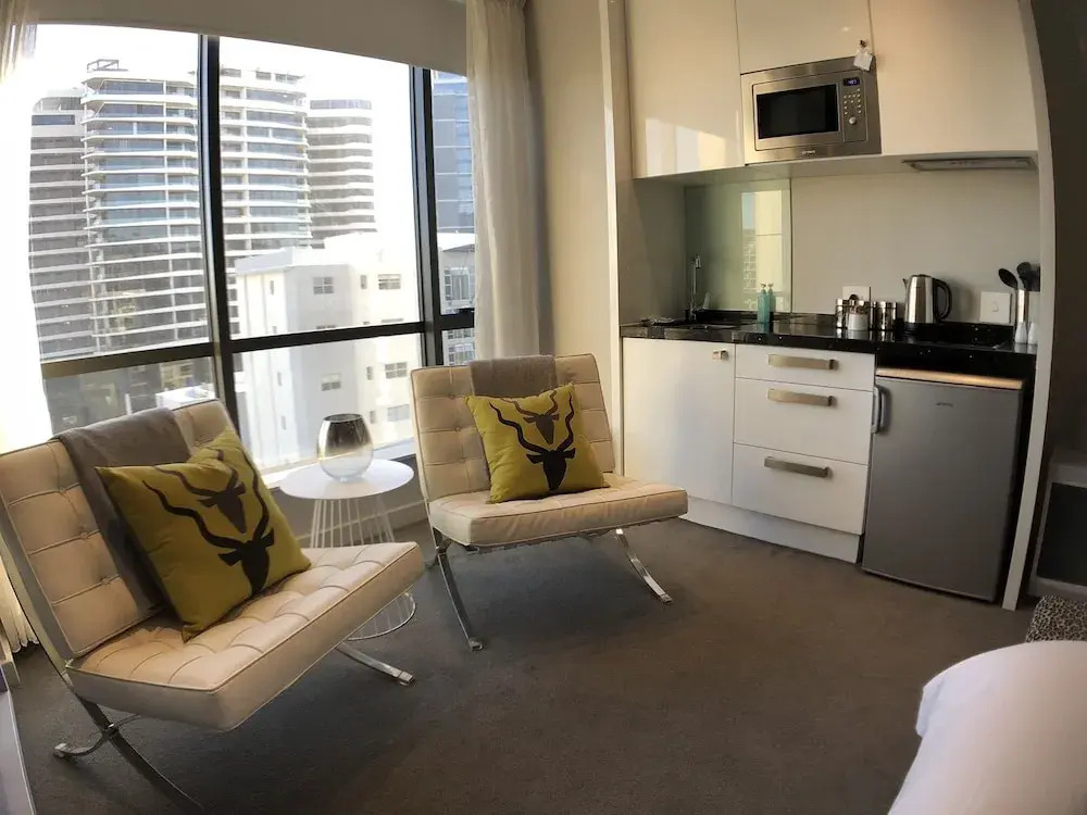 Sandton Skye Comfy Executive Apartment