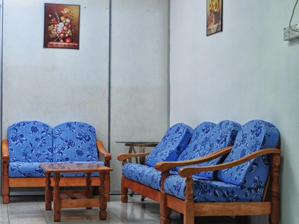 OYO 89850 Mutiara Motel