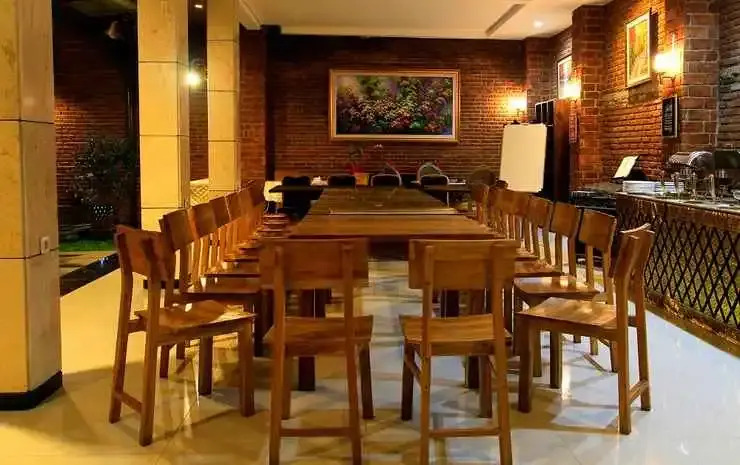 Sapphire Home Hotel