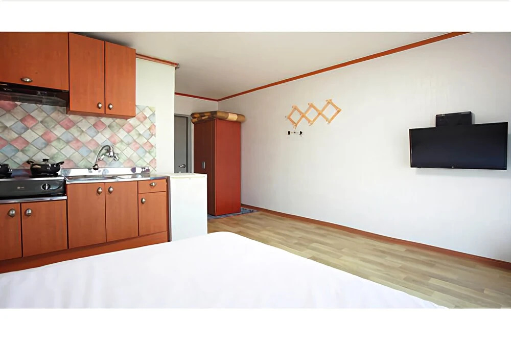 Sokcho Full House Pension