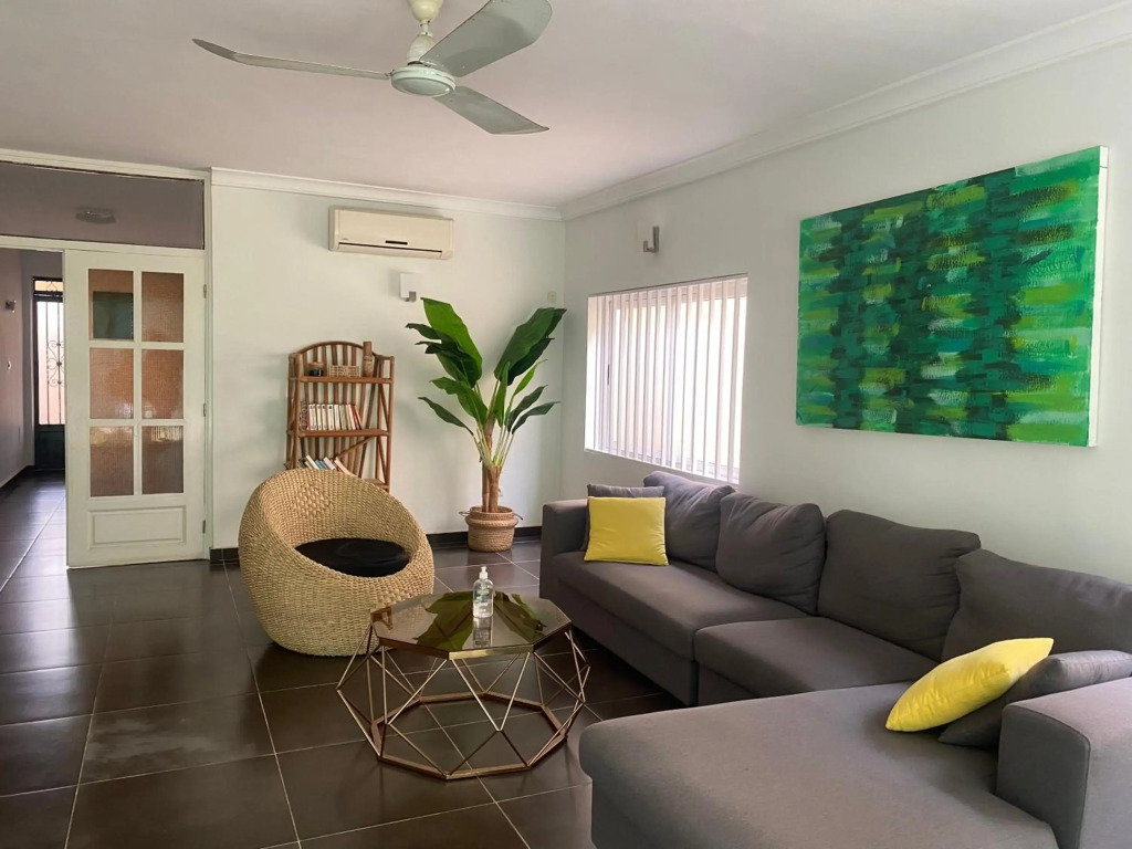 L'Oasis Guesthouse
