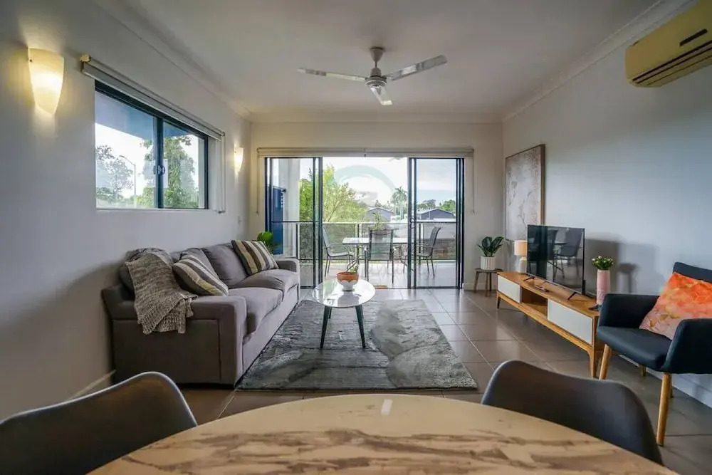 ZEN NOMAD - 2BR Nightcliff Apartment