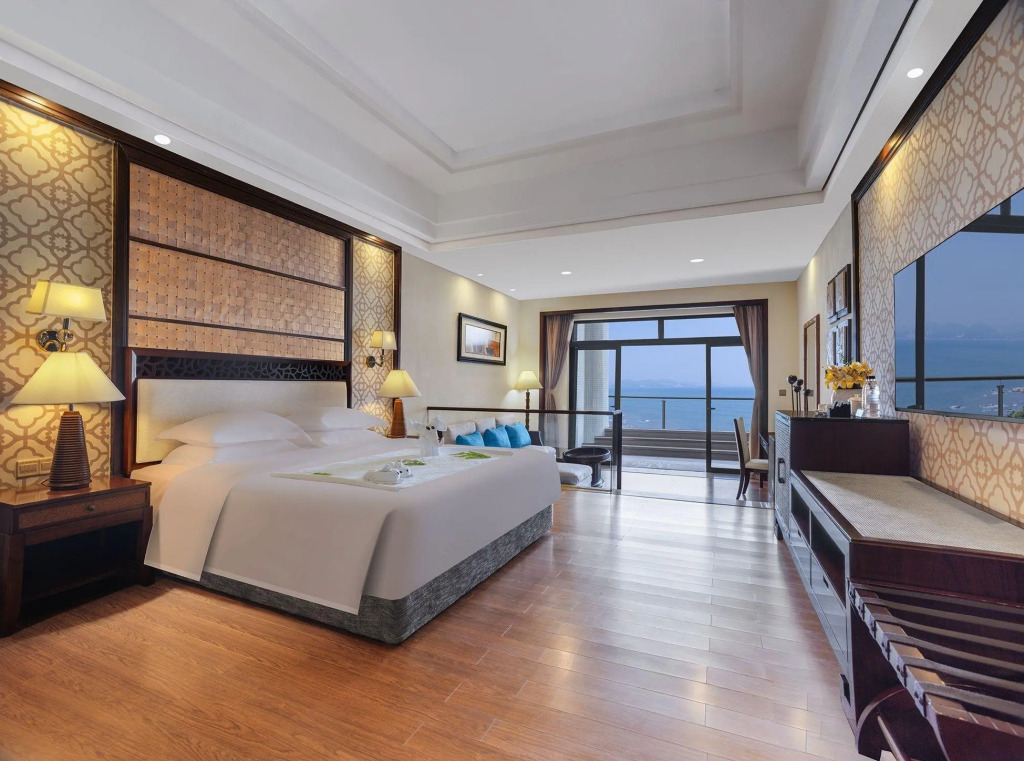 Country Garden Silver Beach Hotel
