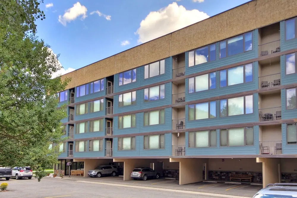 Ski Condo With Short Walk to Lifts - SH501 by Redawning