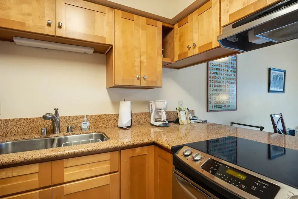 Big Island Lunapule Road B205 by Coldwell Banker Island Vacations