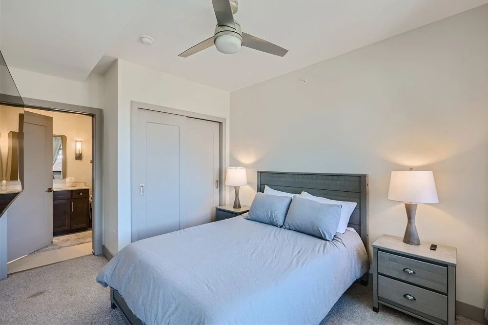 A-w4s305# 2 Bedroom Townhouse by RedAwning