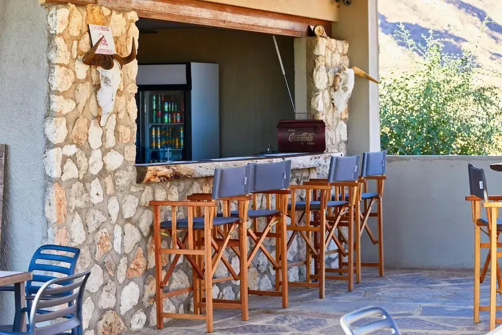 Solitaire Mountain Lodge