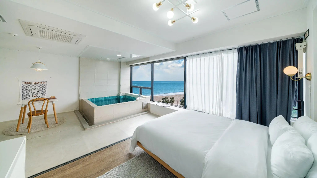 Busan Grey Sands Poolvilla Pension