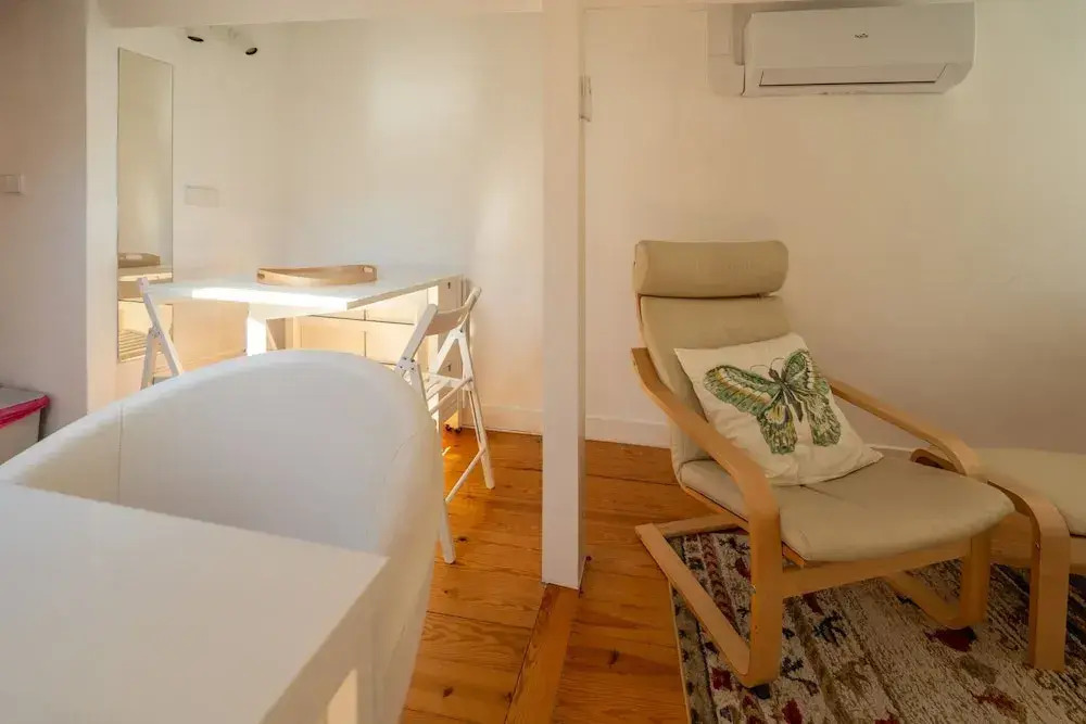 Bairro Alto Tiny Studio by Homing