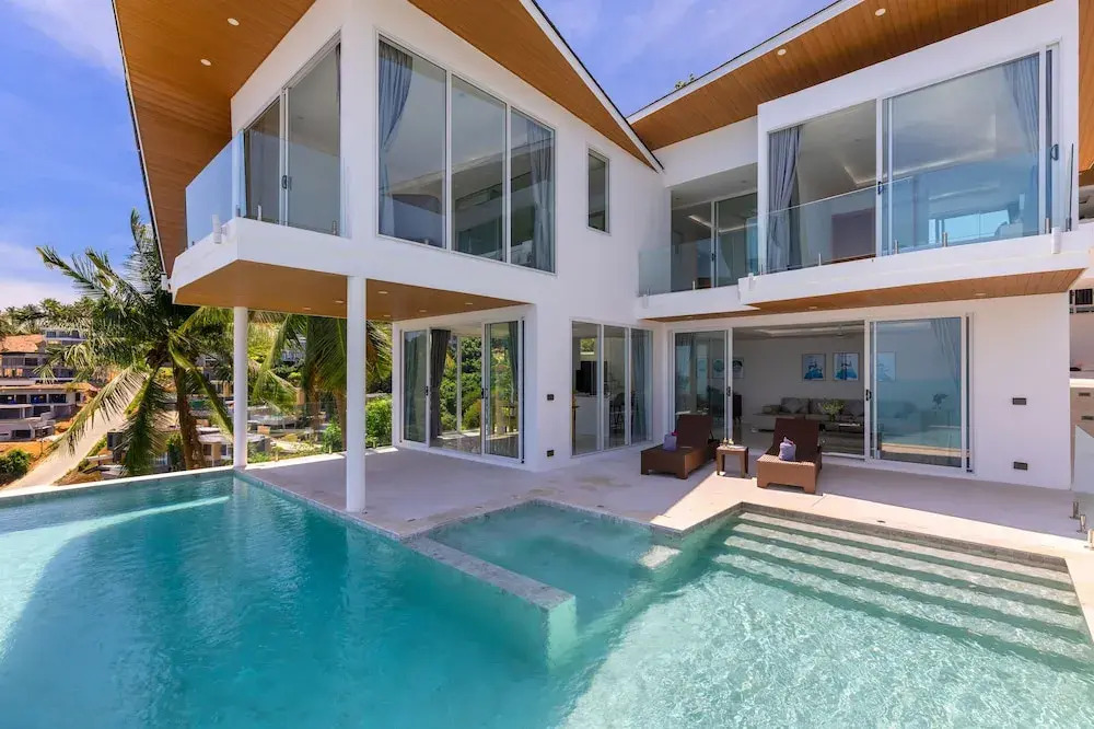 Chaweng Noi Luxury Morden 4-BR Dream Villa
