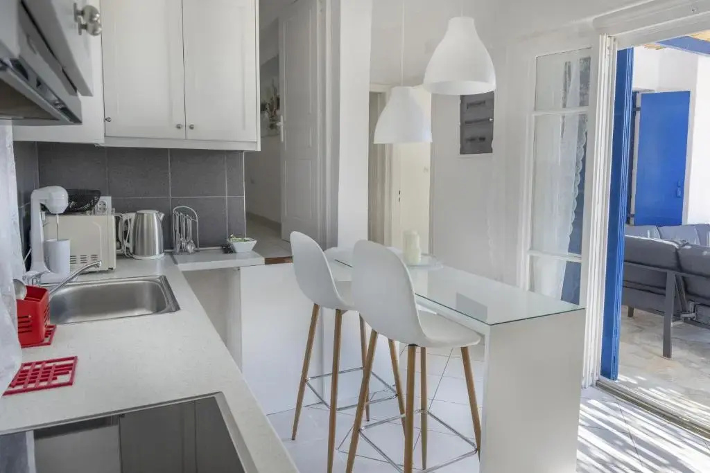 Konstantinos and Eleni's Apartment