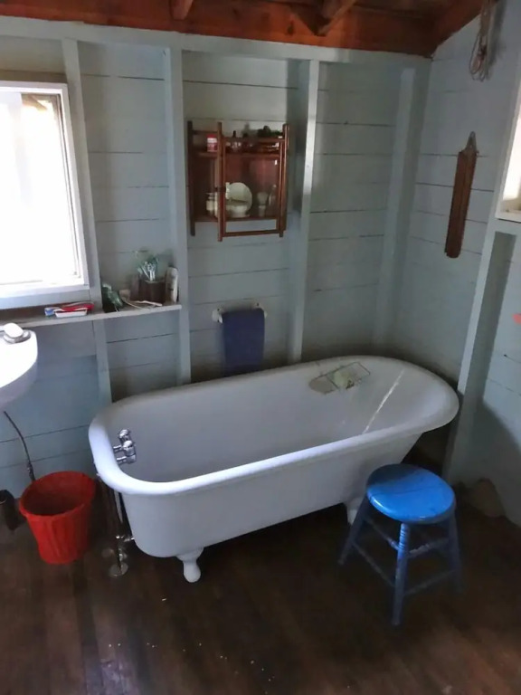 Gwanatchewan Cottage - Private Island