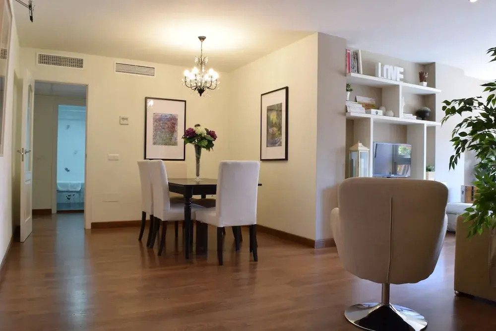Bonito Apt. 3 habitaciones Parking