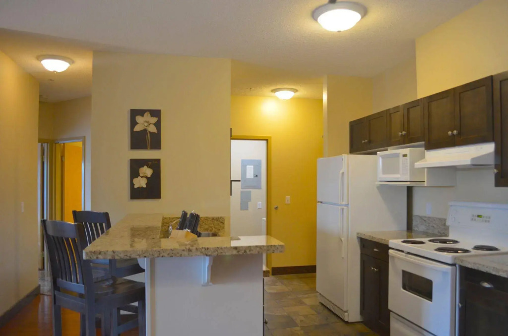 Sunset Resorts Canmore and Spa