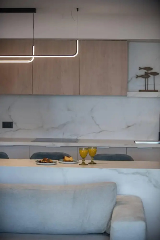 Arvacay Luxury Home