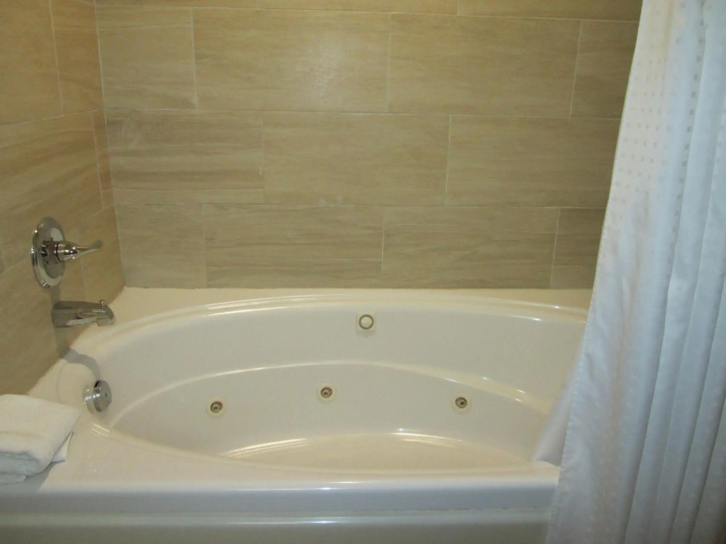 Holiday Inn Express Cloverdale - Greencastle by IHG