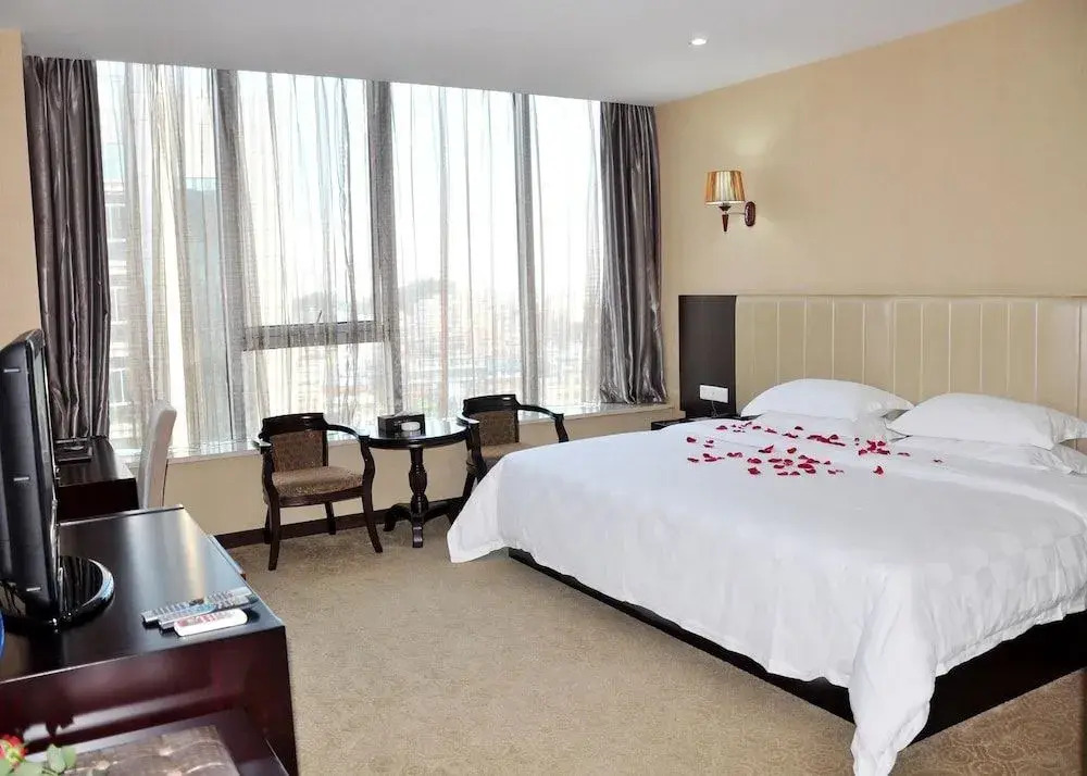 Dongguan Baike Business Hotel