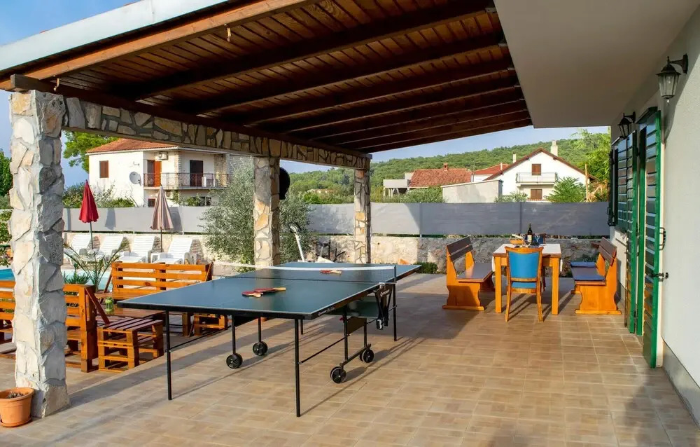 Nice Home in Gornje Selo With 3 Bedrooms, Wifi and Outdoor Swimming Pool