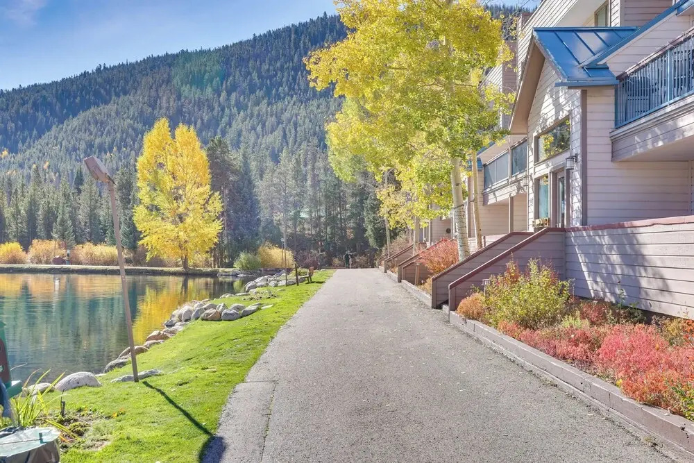 1 Mi to Keystone Ski Lift: Lakefront 4-season Gem