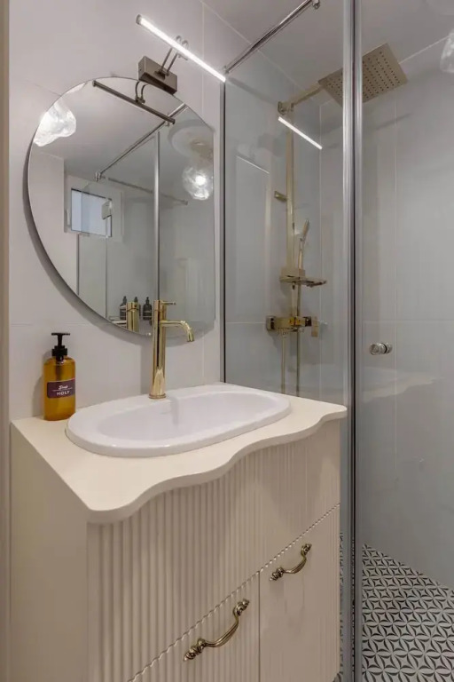 Maison Elysee - An Elegant Apartment in Piata Romana
