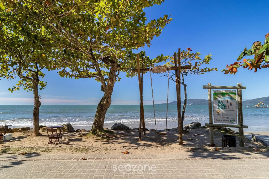 Apto A Poucos Passos Da Praia Em Itapema Rmd902