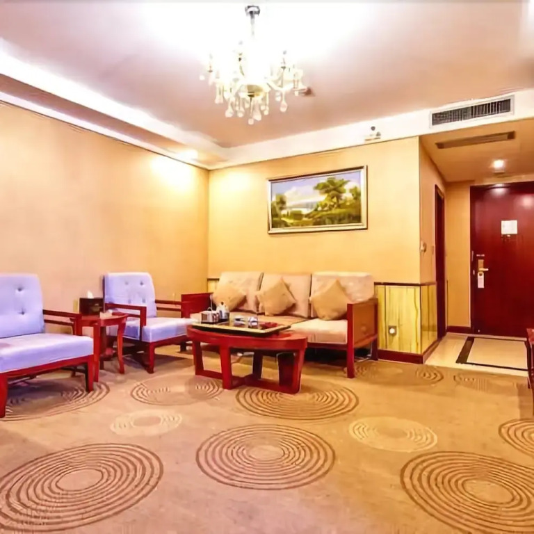 Kingdom Hotel