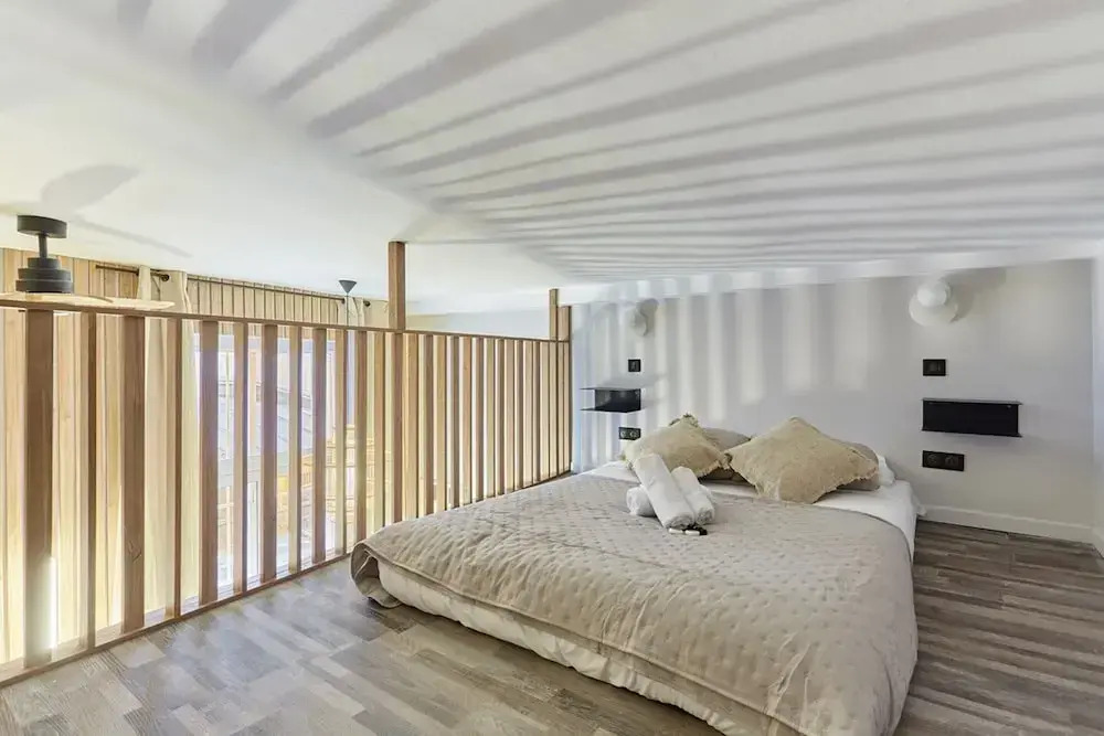 Modern Suite Center of Paris Montmartre