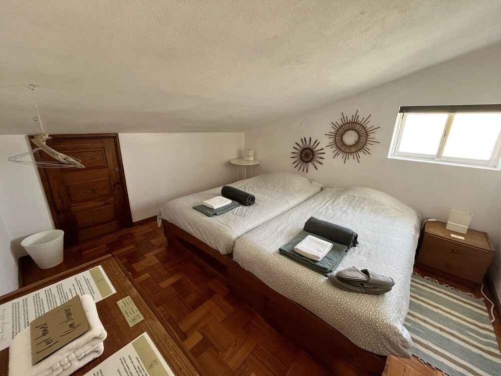 Coral Seaside Rooms