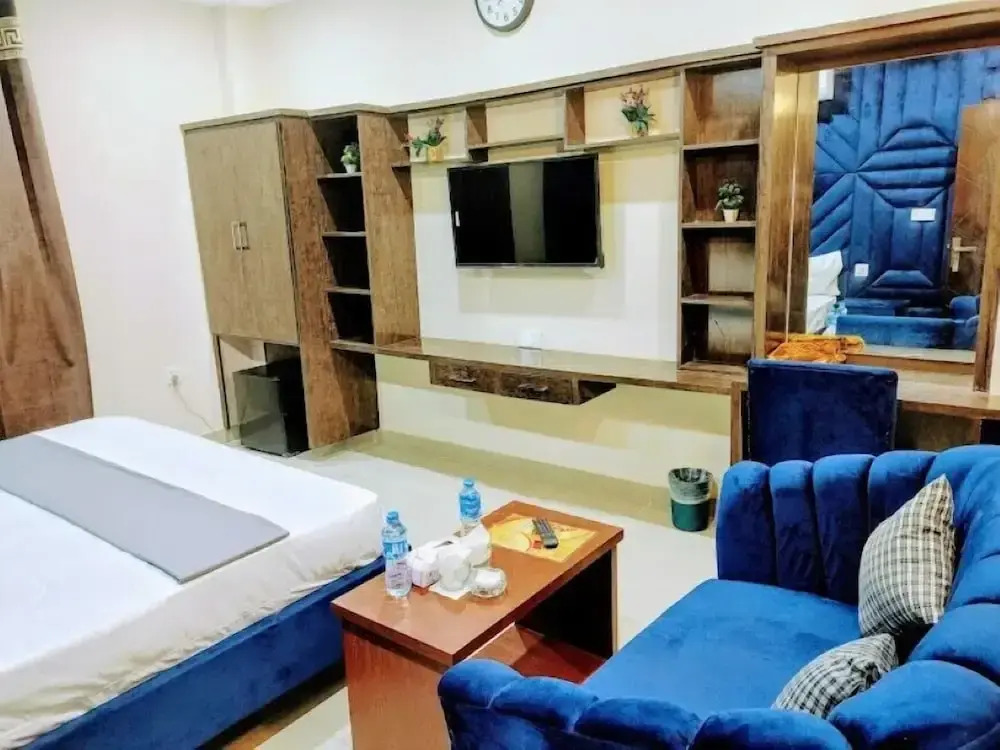 Hotel Luxury Express
