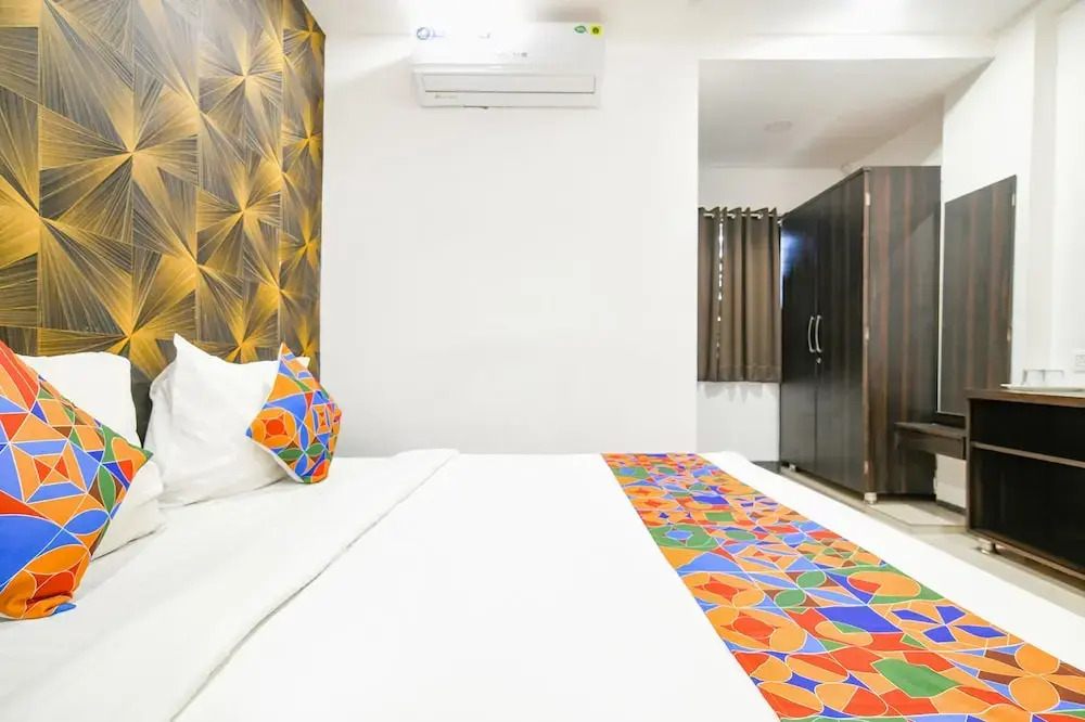 Fabhotel Prime The Euro