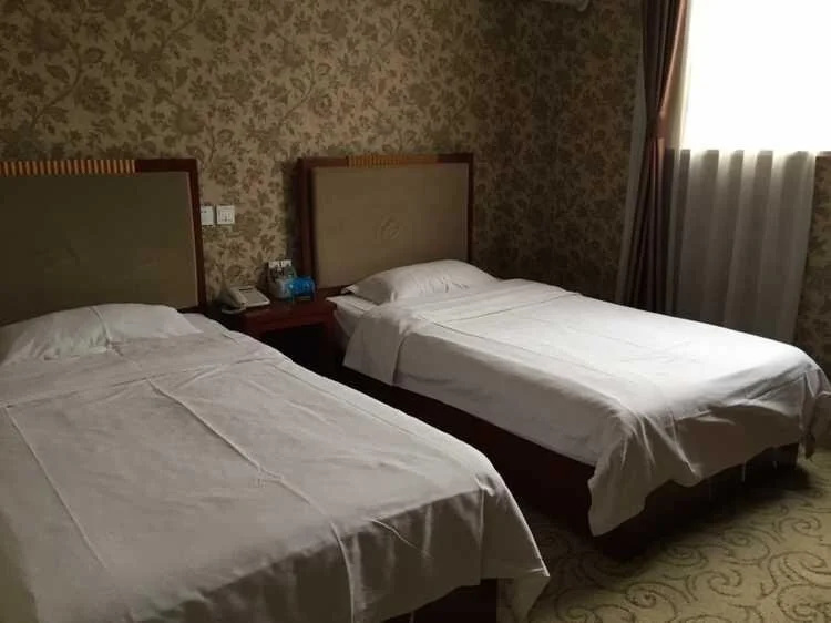 Yaxiya Business Hotel