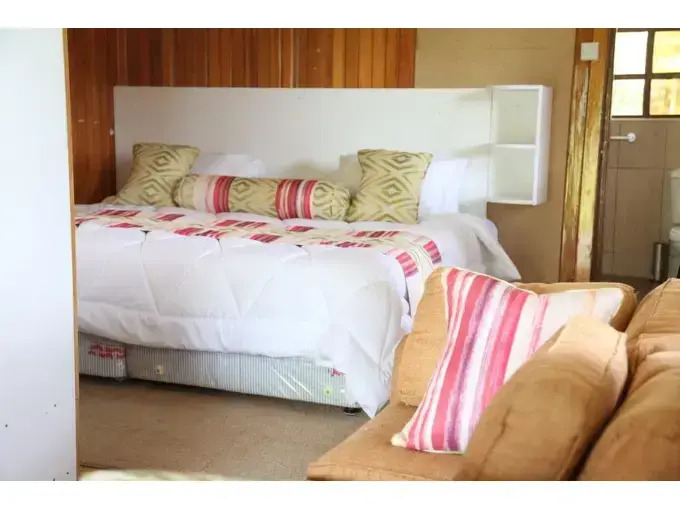 White Thorn Cottages