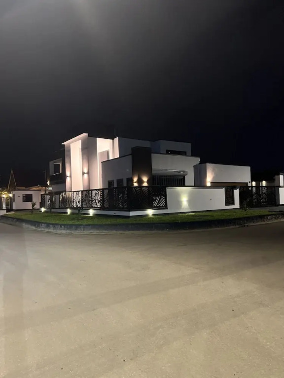 Empire Villa Paramaribo Noord 1