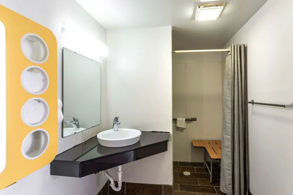 Motel 6 Evansville