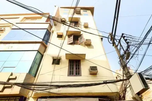 OYO 23084 Chhabra Guest House