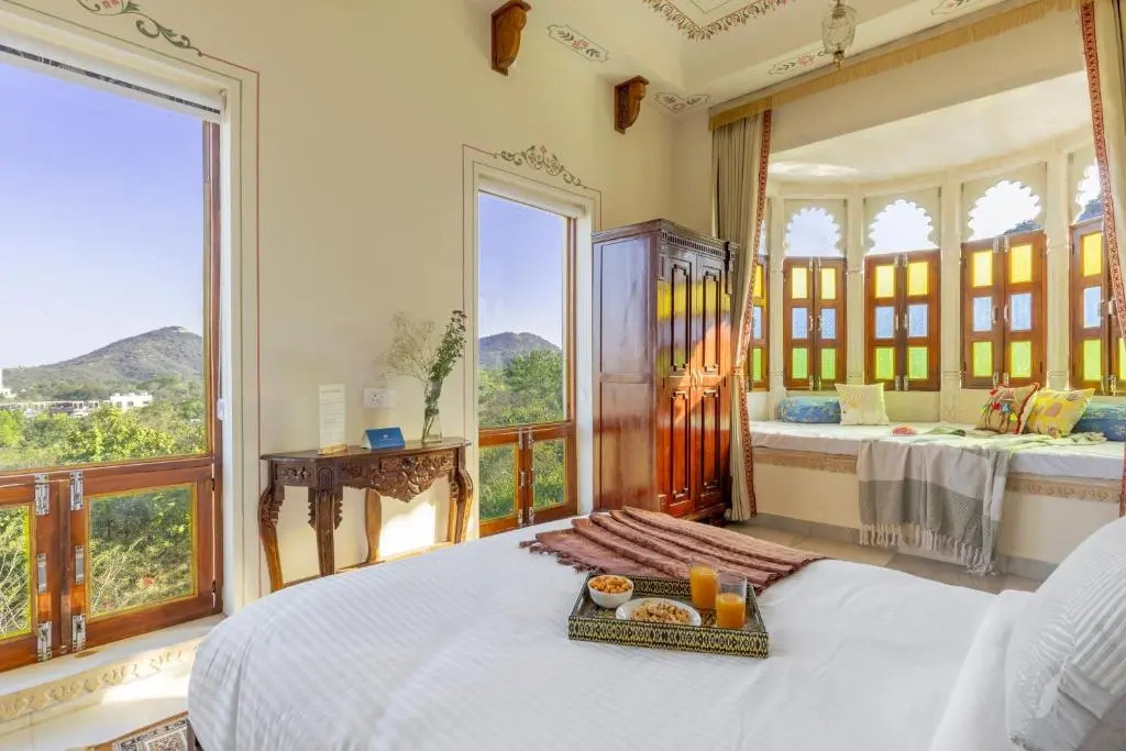 Saffronstays Kilakot Suite with Private Plunge Pool