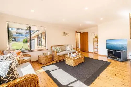 41 Leonard Avenue boat parking aircon