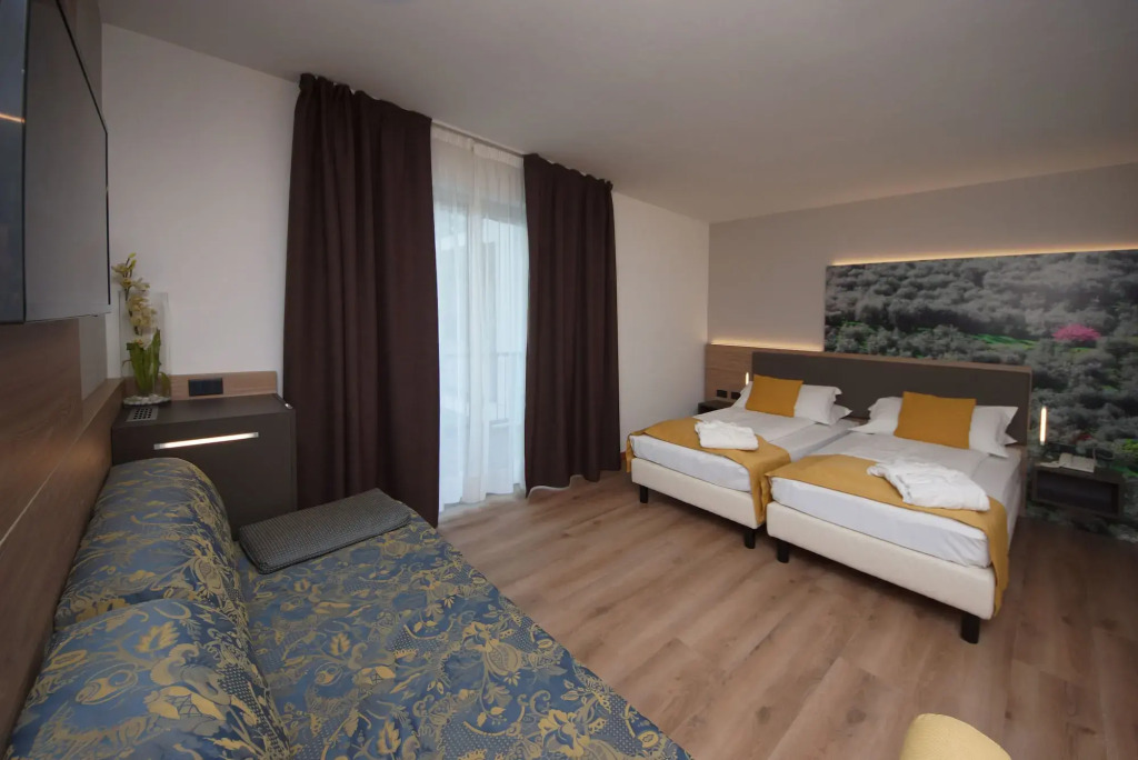 Ambassador Suite Hotel