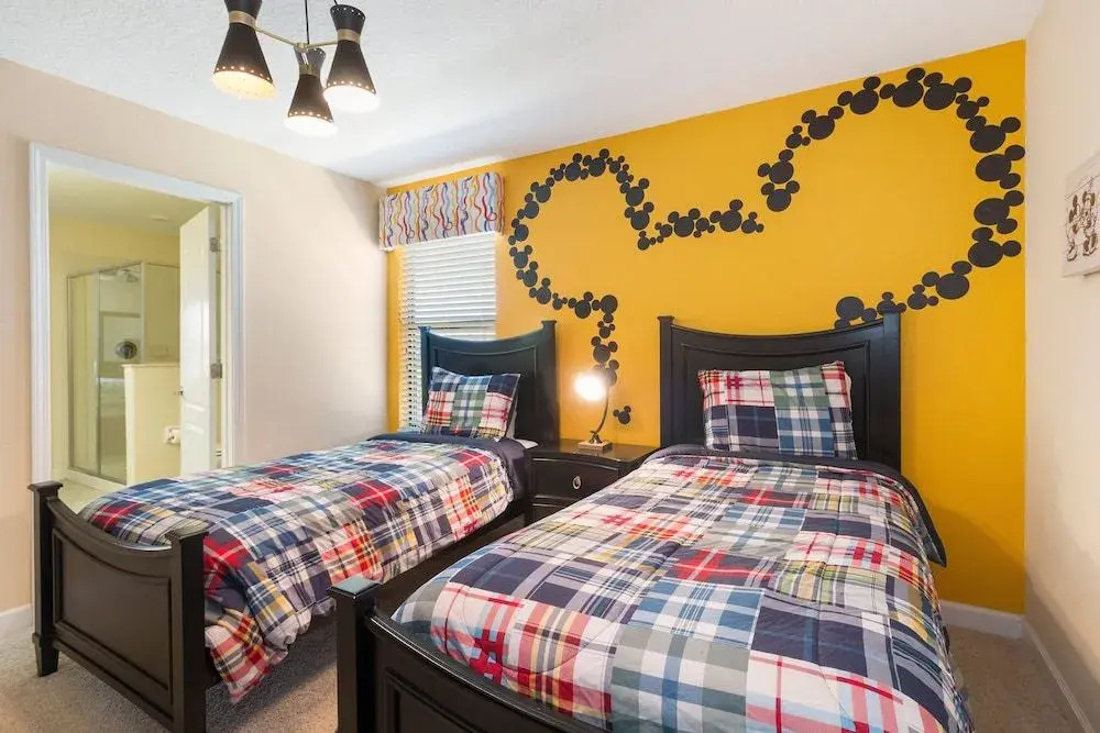Mickeys Golf Retreat by VillaDirect