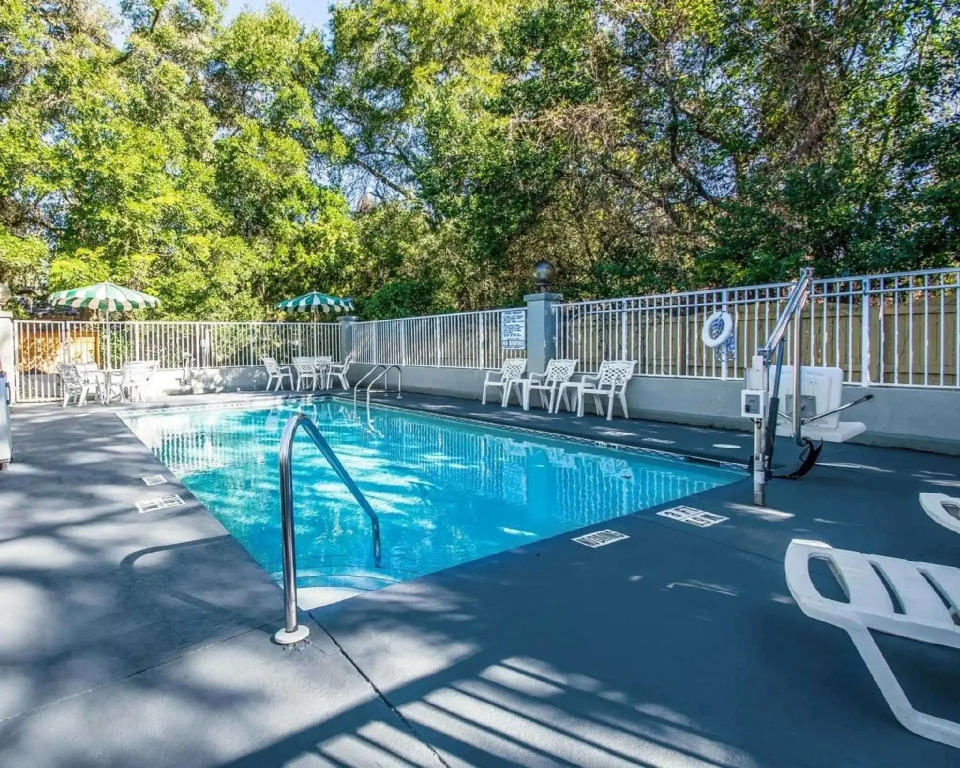 Quality Inn & Suites near Panama City Beach