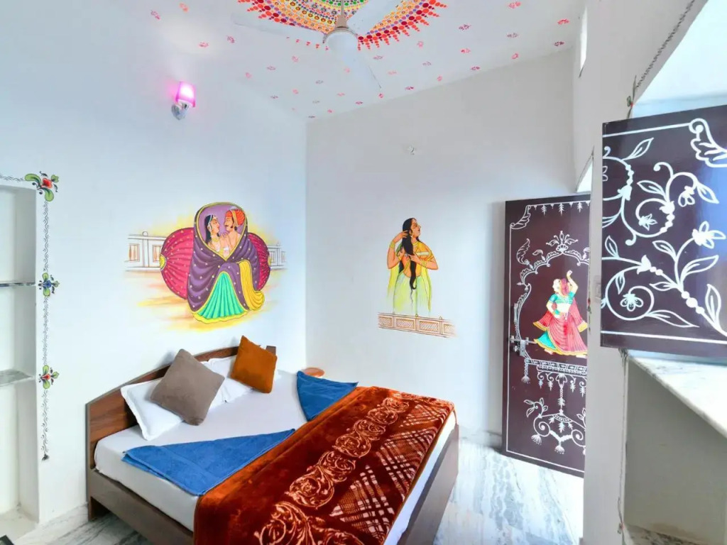 L G Guest House