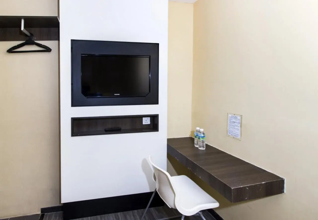 Smile Hotel Cheras Pudu KL