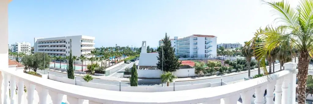 Paradi Nissi Golden Sands Apartment
