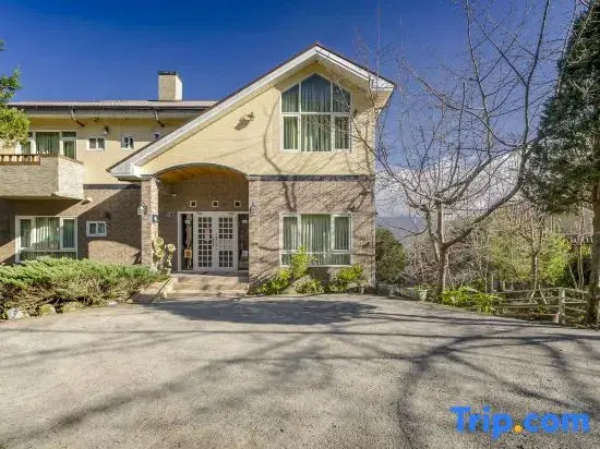 Xinleyuan Leisure Farm House