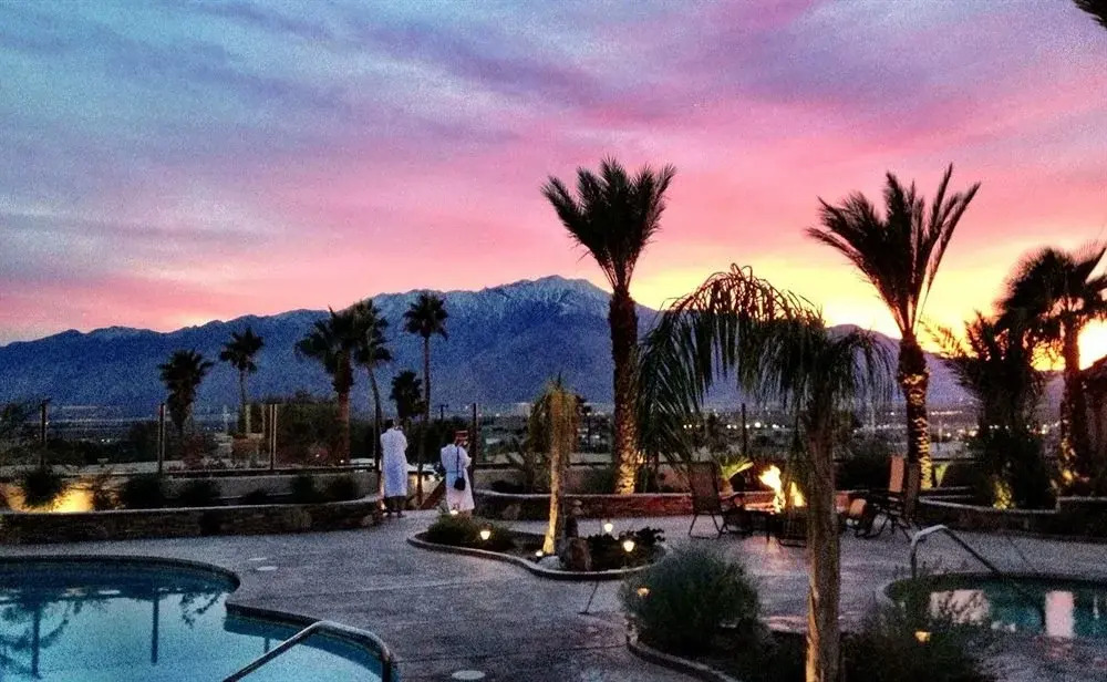 Bella Monte Hot Springs Resort